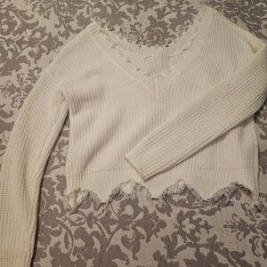 Frayed Hem Cream Sweater